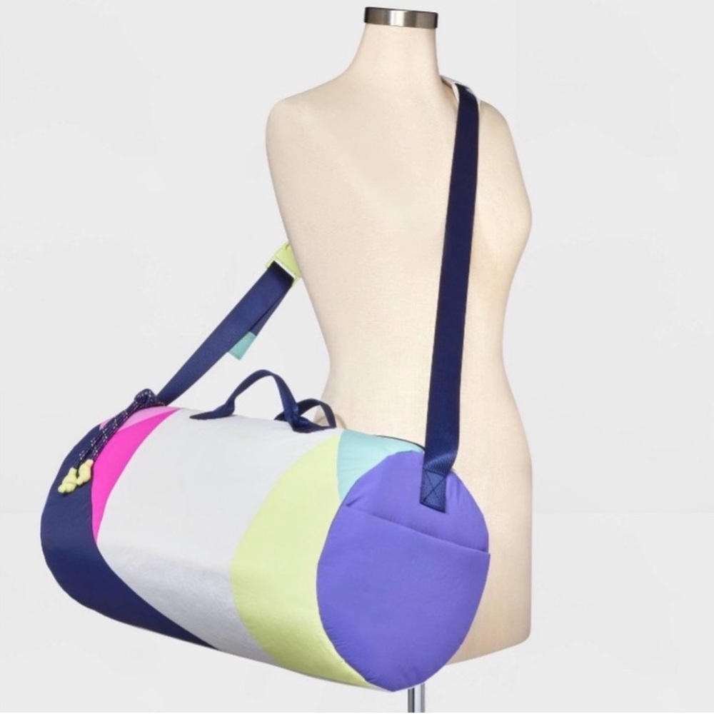 All In Motion Color block Duffel Bag Gym Bag Crossbody New With Tags